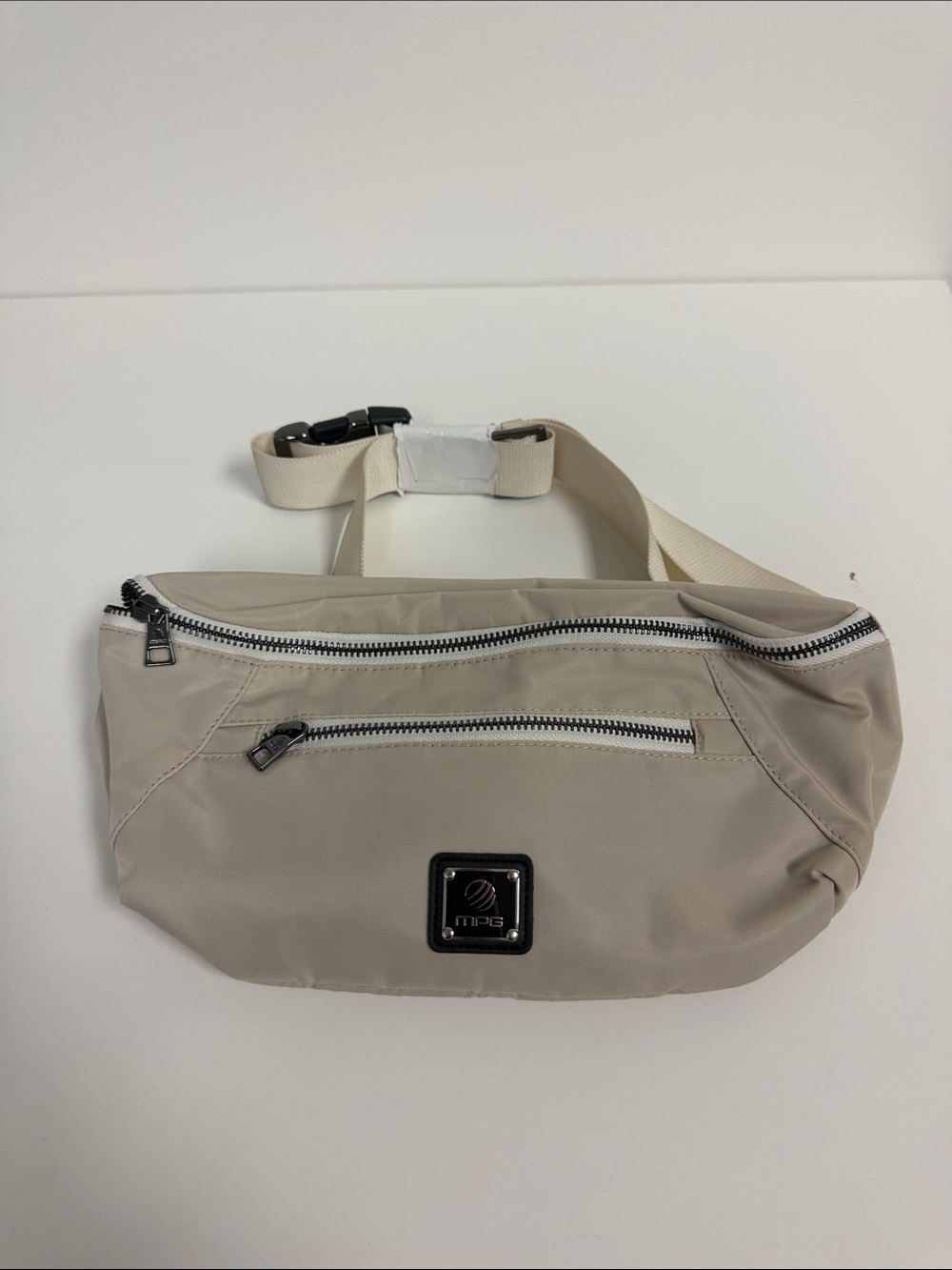 MPG Ivory Belt Bag Waist Pack Hiking Workout Fanny Pack